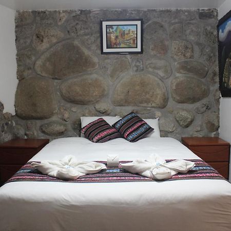 Hostal Turistico Illapa Cusco 119 Exterior photo