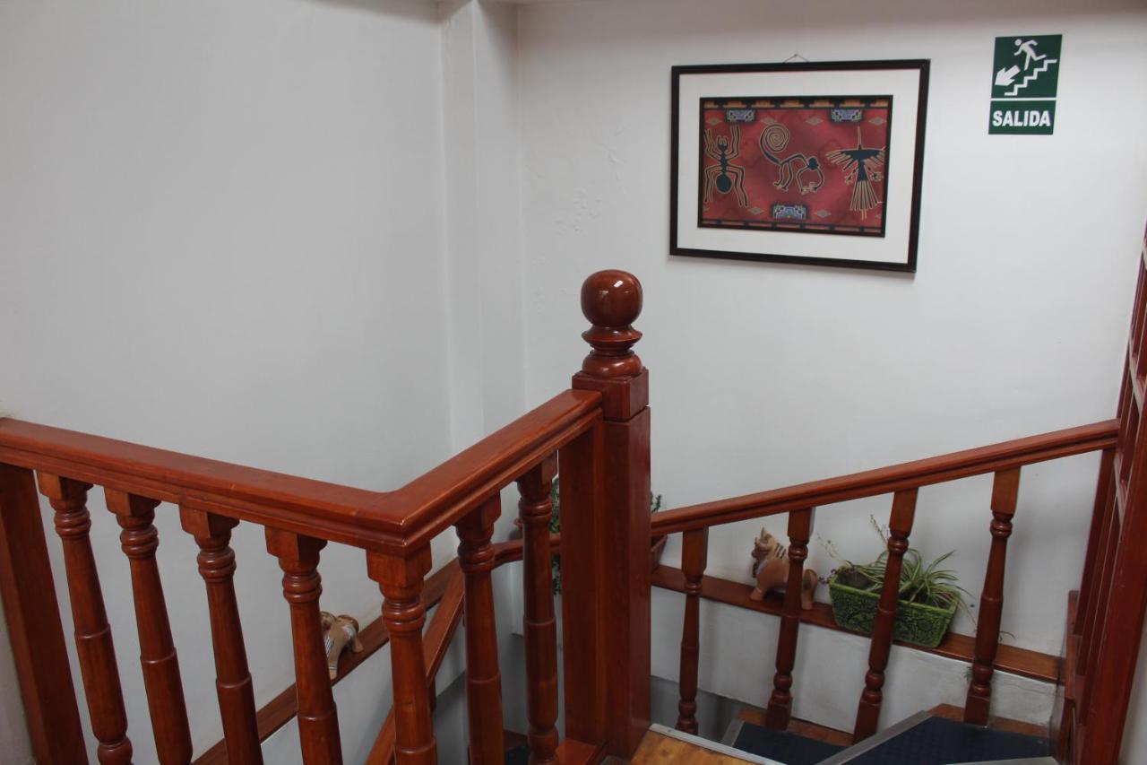 Hostal Turistico Illapa Cusco 119 Exterior photo